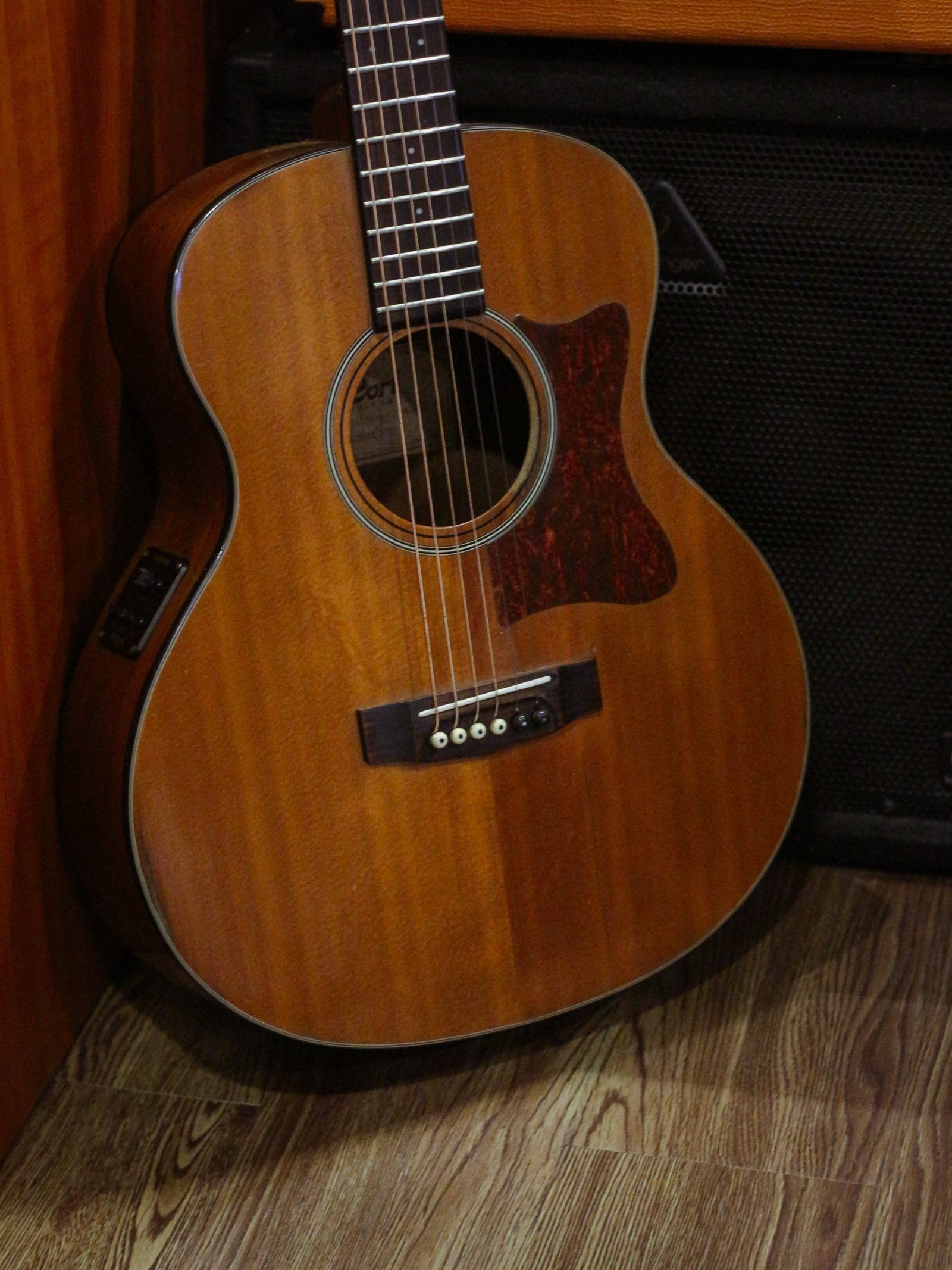 Cort Little CJ Walnut Open Pore Natural (Used) - Image 2