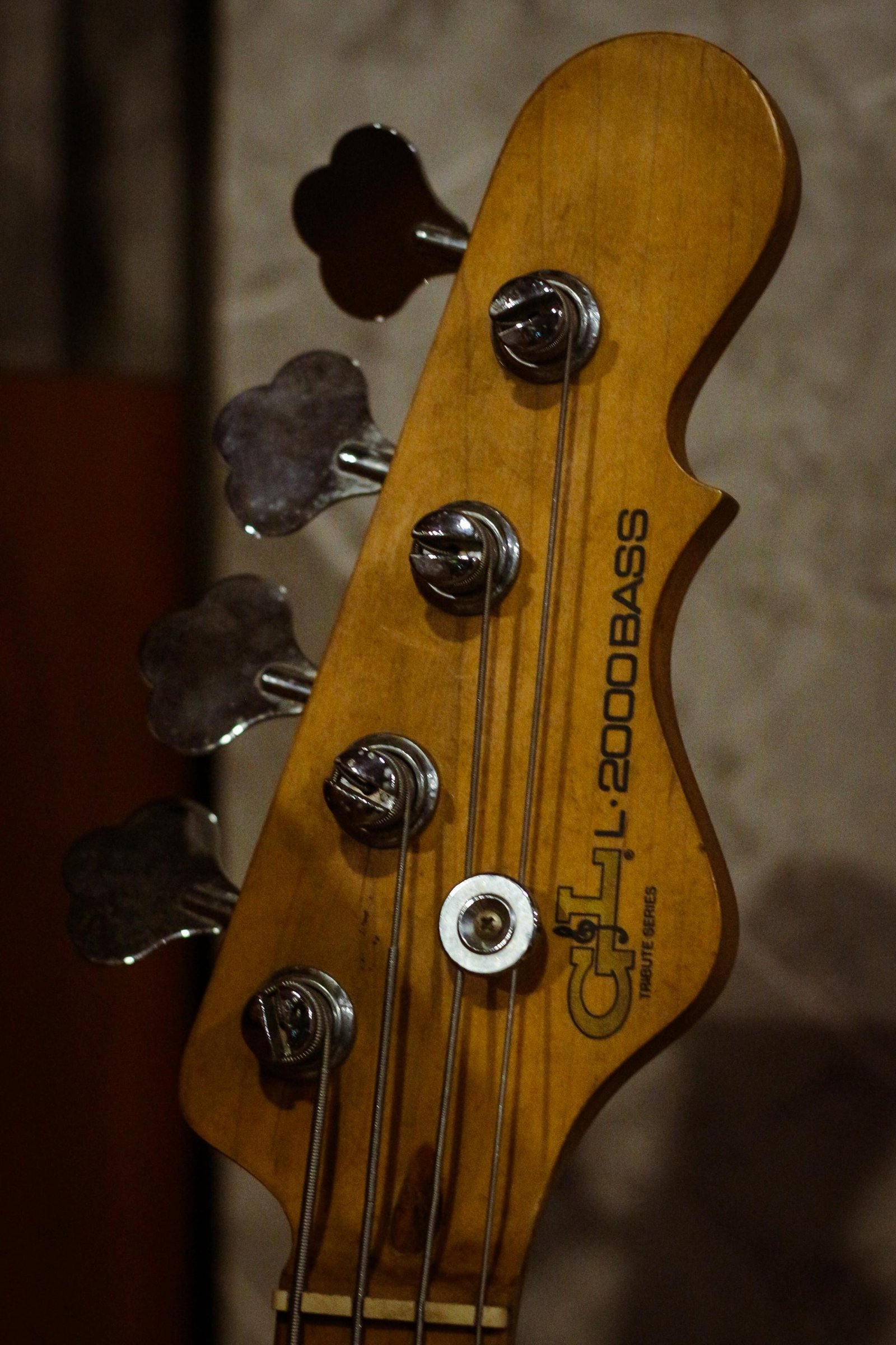 G&L Tribute L-2000 Blueburst - Image 4