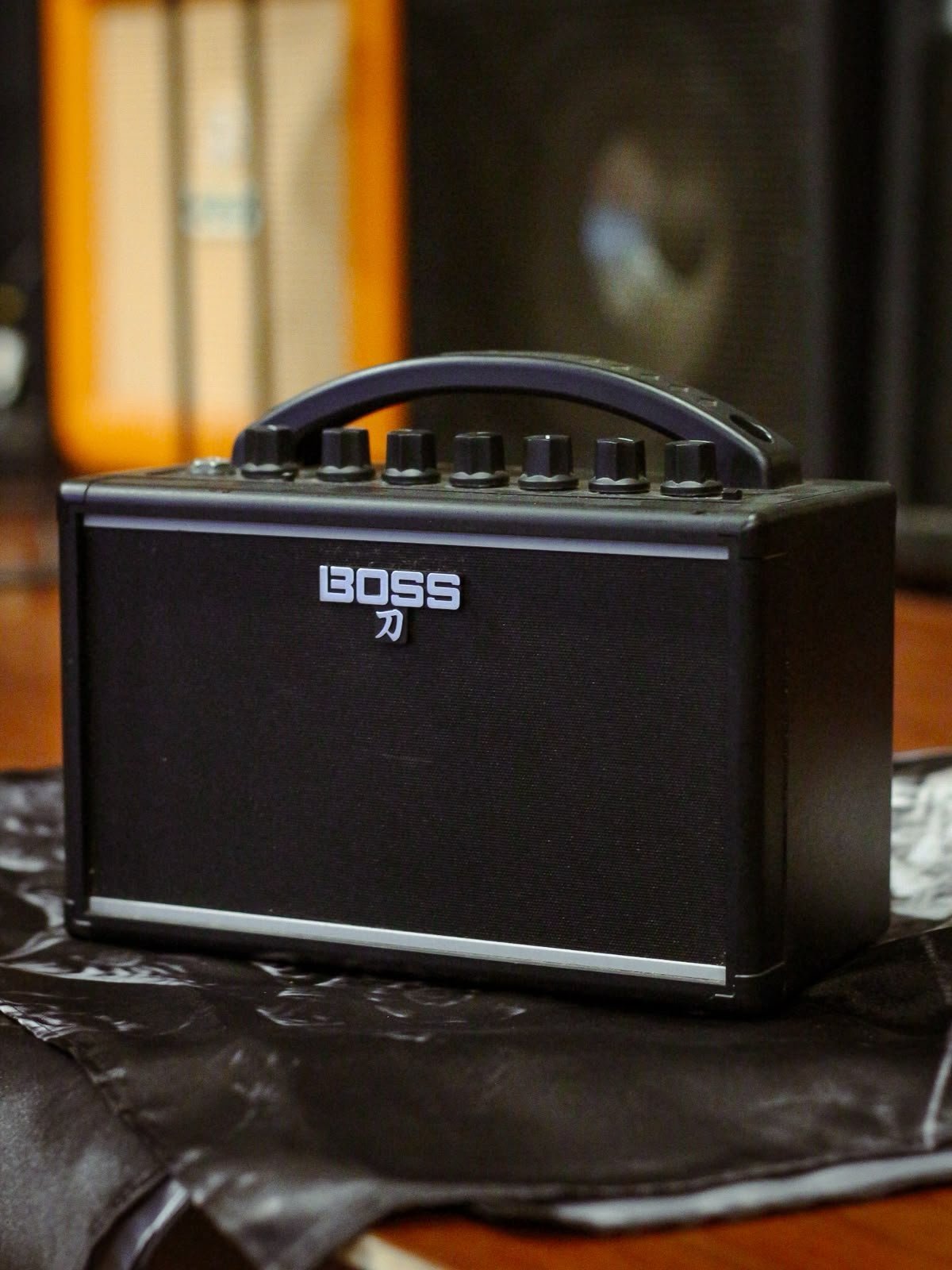 Boss Katana Mini