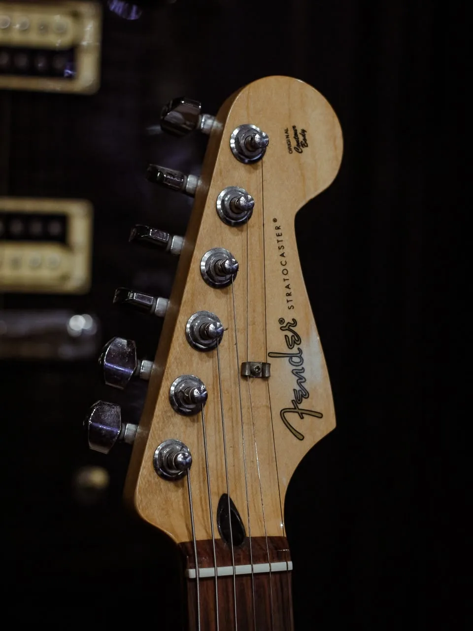 Fender Player Series Stratocaster (Mexico 2020) - Image 2